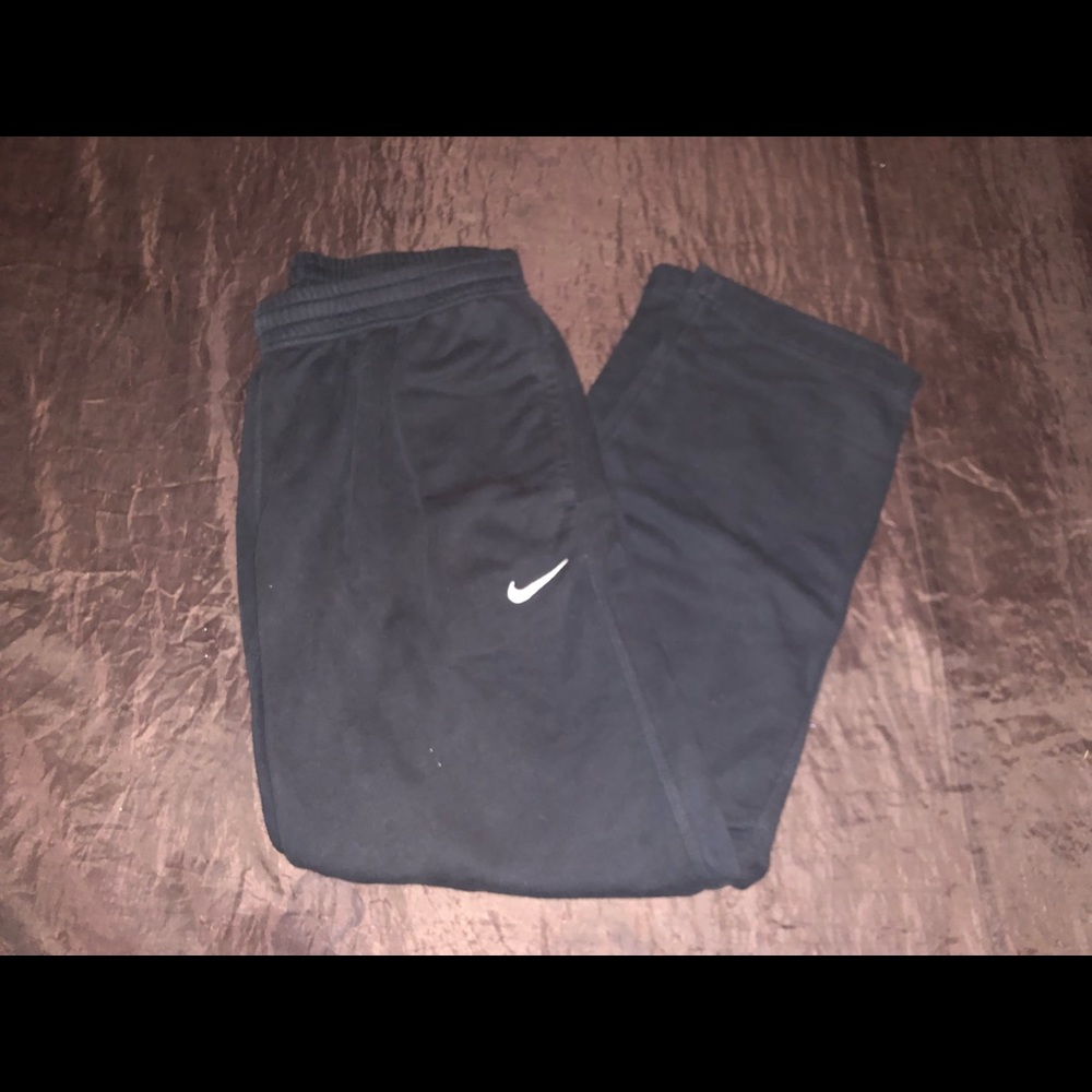 NIKE Sweatpants